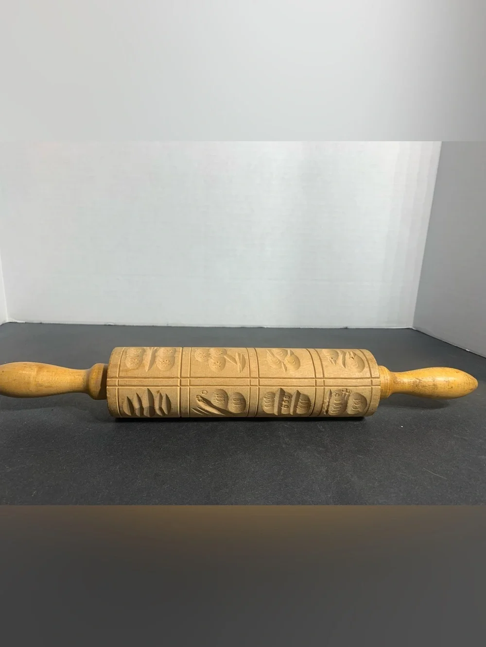 Vintage Embossed Wooden Rolling Pin Carved Cookie Pastry Dough Roller
